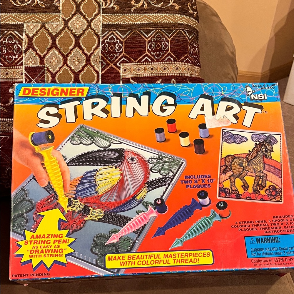 Designer String Art Kit with Colorful Threads. NWT